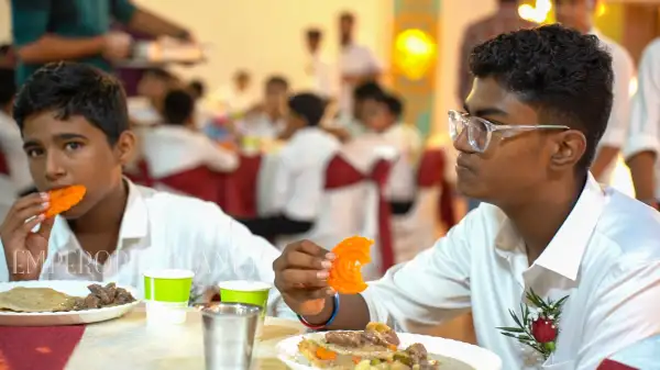ആദ്യ കുർബാന May, 2026